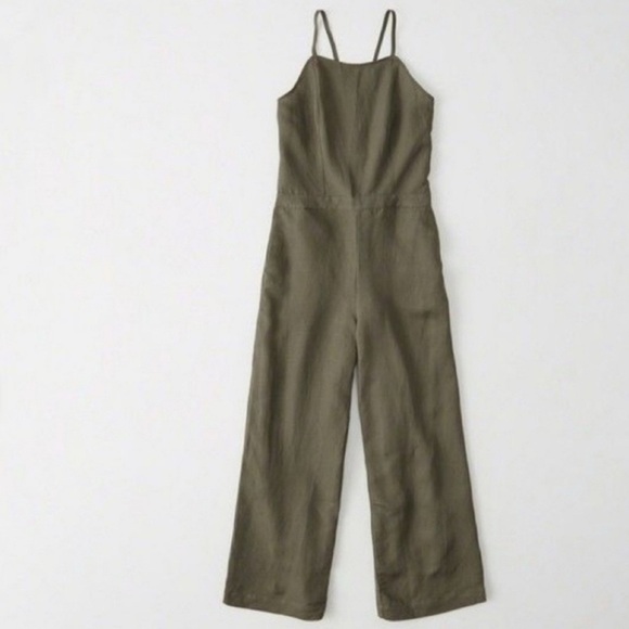 Abercrombie & Fitch Pants - ABERCROMBIE & FITCH green LINEN BLEND JUMPSUIT HAS WIDE CROPPED LEG size